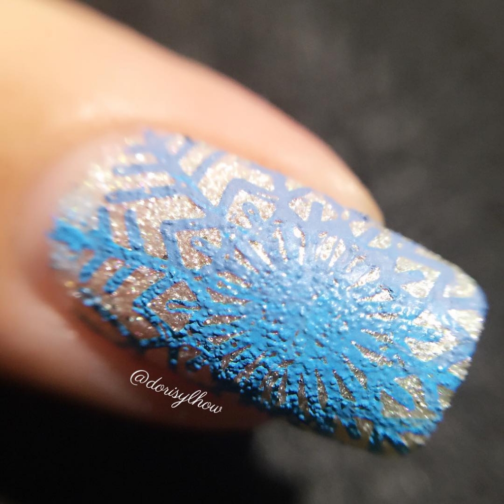 Ice and Snowflake | Textured Nails For this Spring